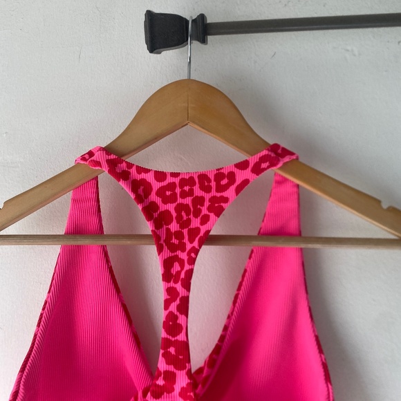 Beach Riot S Twist Sport Top - Picture 8 of 10